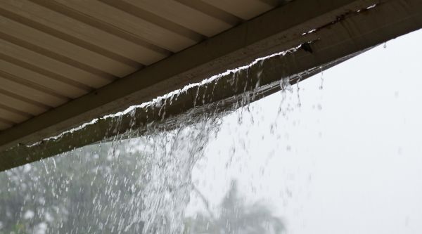 Leaking Gutter Repair Service